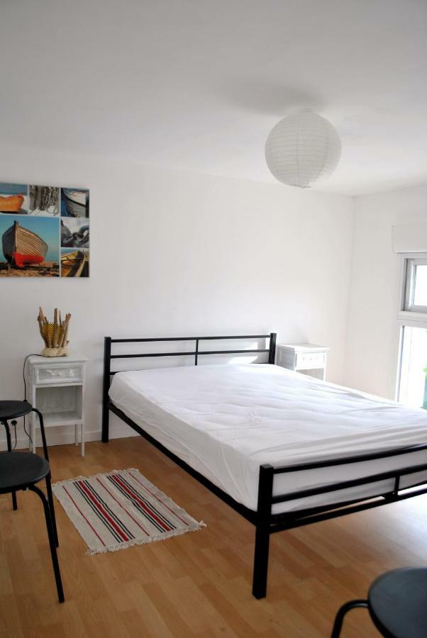 Bureaux Appartements Lesparre Medoc Exterior foto
