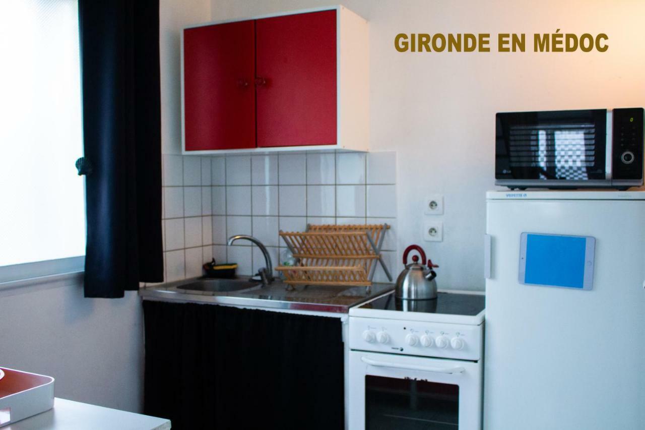 Bureaux Appartements Lesparre Medoc Exterior foto