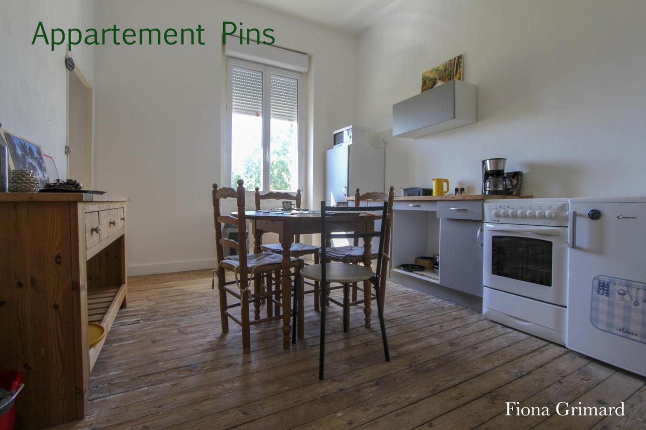Bureaux Appartements Lesparre Medoc Exterior foto